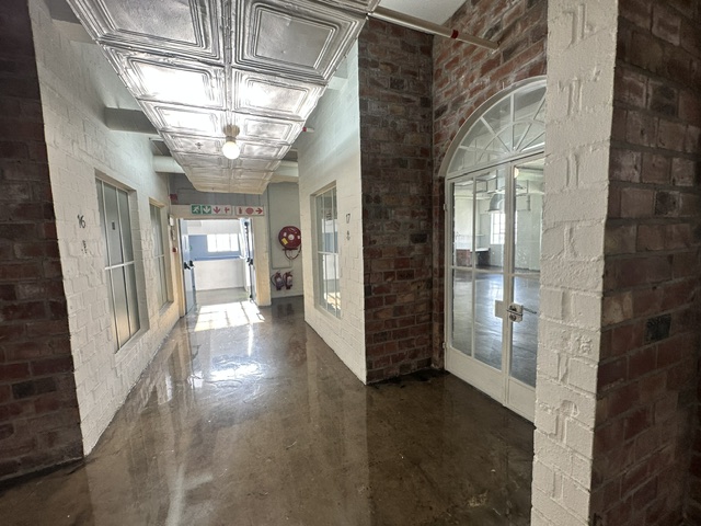 To Let Commercial Property for Rent in Woodstock Western Cape